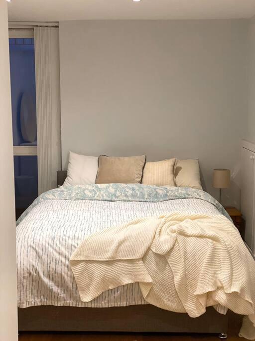 2Bdr Modern Apartment In Hammersmith West London Kültér fotó
