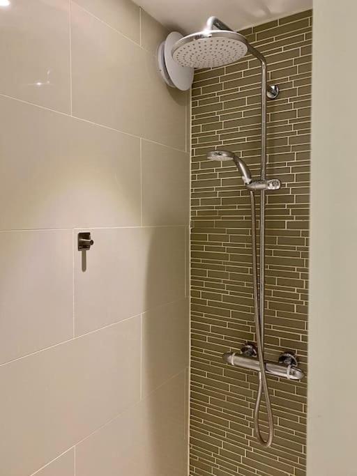 2Bdr Modern Apartment In Hammersmith West London Kültér fotó